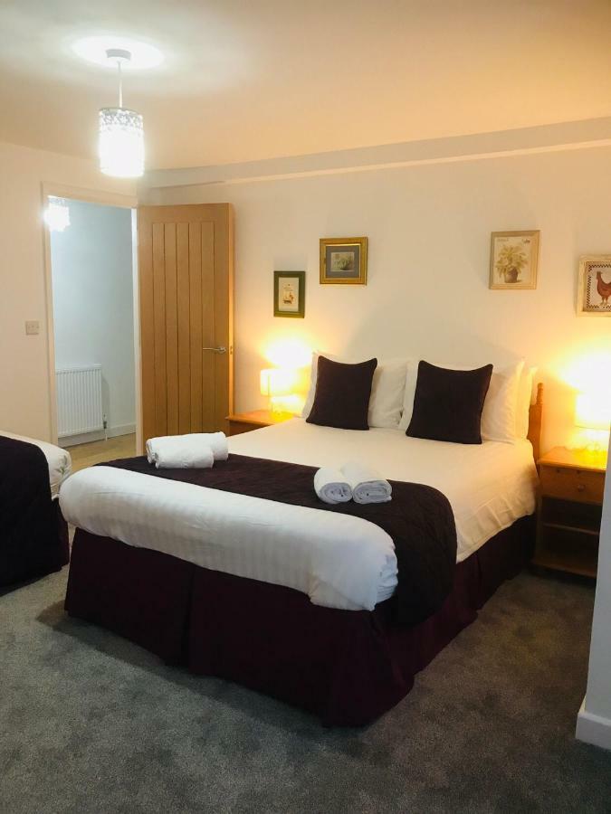 Beautiful Apartment,No 1, With Parking Ilfracombe Esterno foto