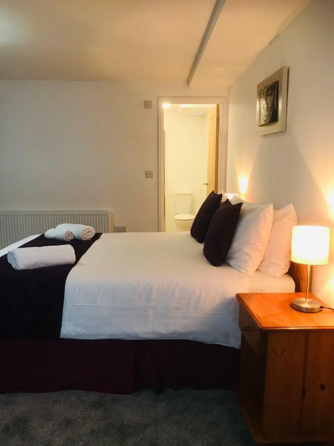 Beautiful Apartment,No 1, With Parking Ilfracombe Esterno foto