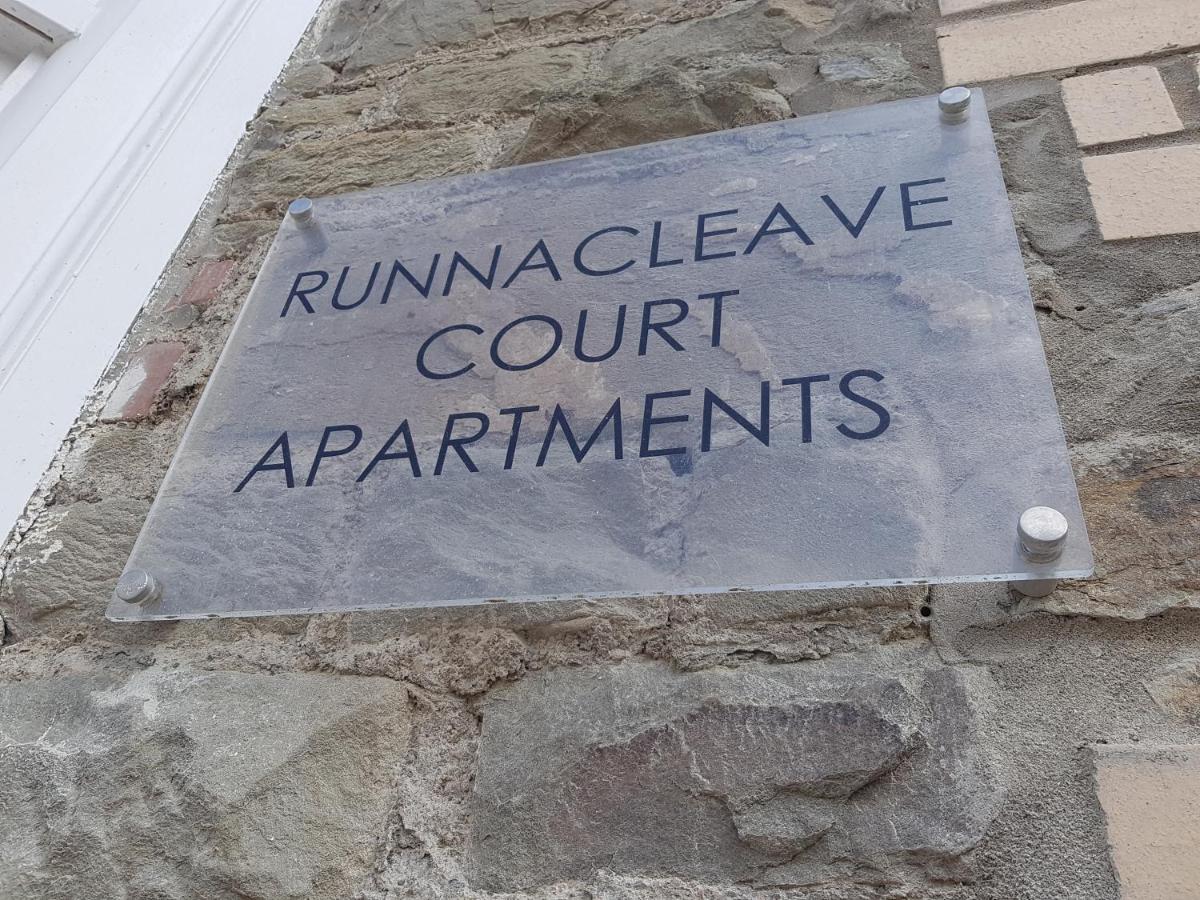 Beautiful Apartment,No 1, With Parking Ilfracombe Esterno foto
